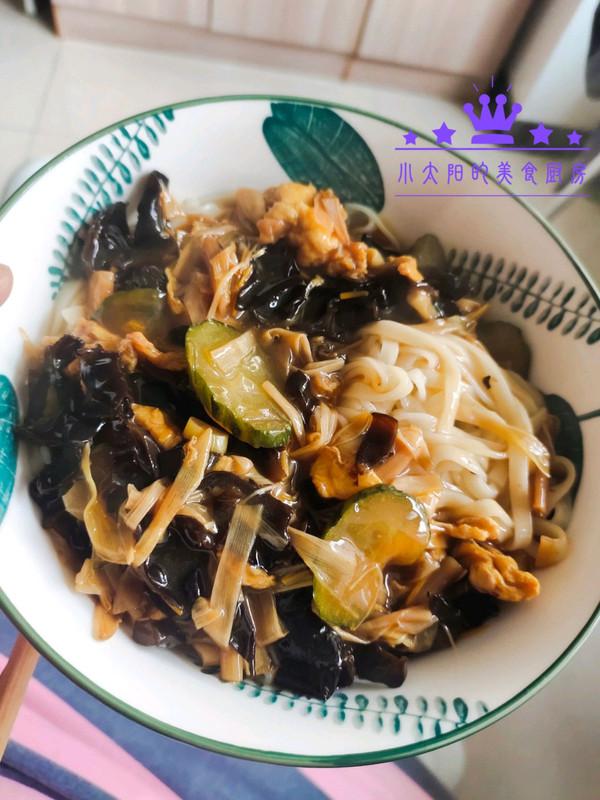 肉打卤面十种卤做法（打卤面灵魂之黄花菜木耳鸡蛋黄瓜卤）(1)