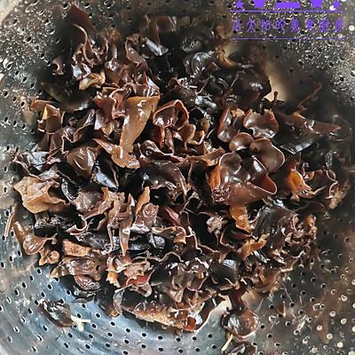 肉打卤面十种卤做法（打卤面灵魂之黄花菜木耳鸡蛋黄瓜卤）(4)