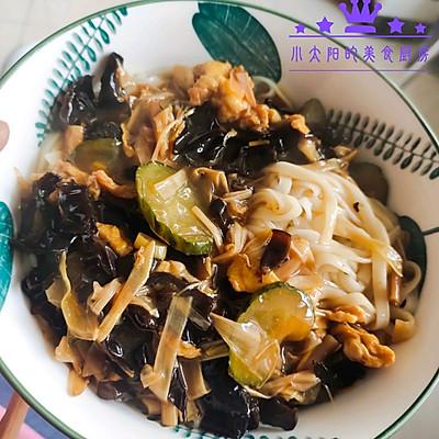 肉打卤面十种卤做法（打卤面灵魂之黄花菜木耳鸡蛋黄瓜卤）(12)