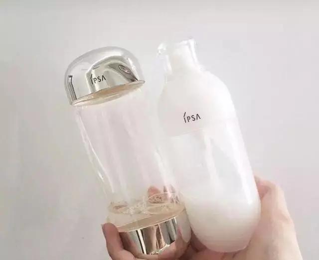 美白水乳推荐排行榜10强（口碑美白水乳盘点）(2)