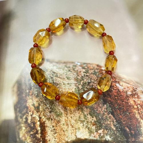 天然黄水晶的功效与作用（天然黄水晶有什么好处）