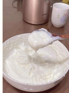 ​只有纯牛奶怎么做奶油（纯牛奶做奶油的方法）
