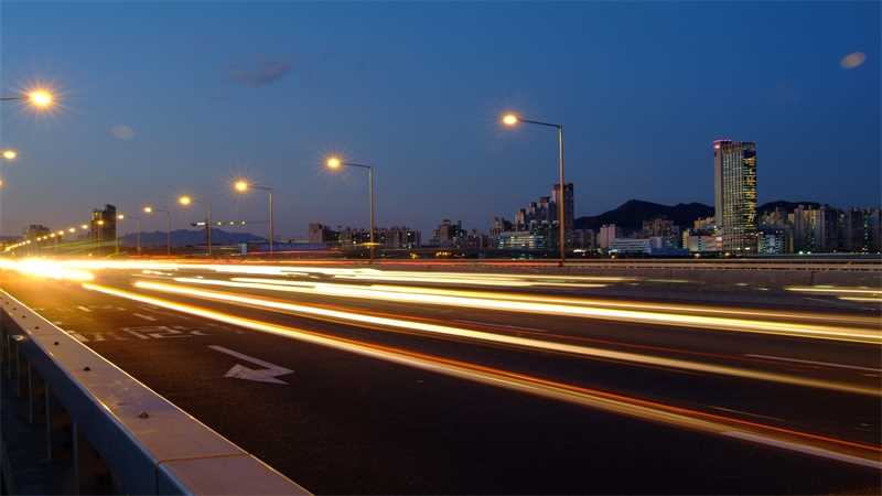 本初子午线是指什么(1884年国际会议决定用通过英国格林尼治天文台子午仪中心的经)