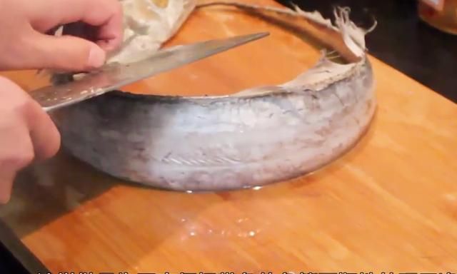 带鱼怎么处理，带鱼怎么处理？图2