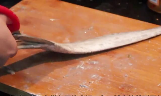 带鱼怎么处理，带鱼怎么处理？图5