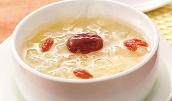 银耳汤可以二次加热吗,银耳红枣汤能反复加热图3