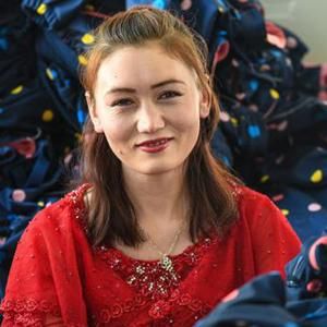 雅尼拉服饰旗舰店 雅尼拉羽绒服是品牌吗-第1张图片-