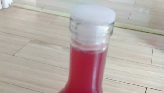 自制葡萄酒的酿制方法,自己怎么制作葡萄酒的方法图6