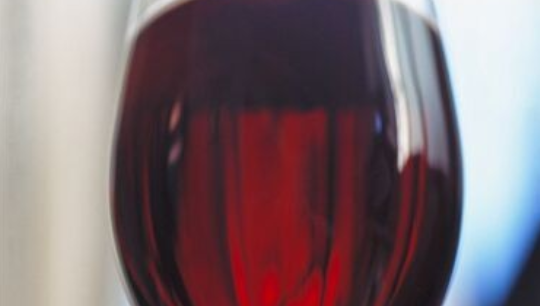 自制葡萄酒的酿制方法,自己怎么制作葡萄酒的方法图7