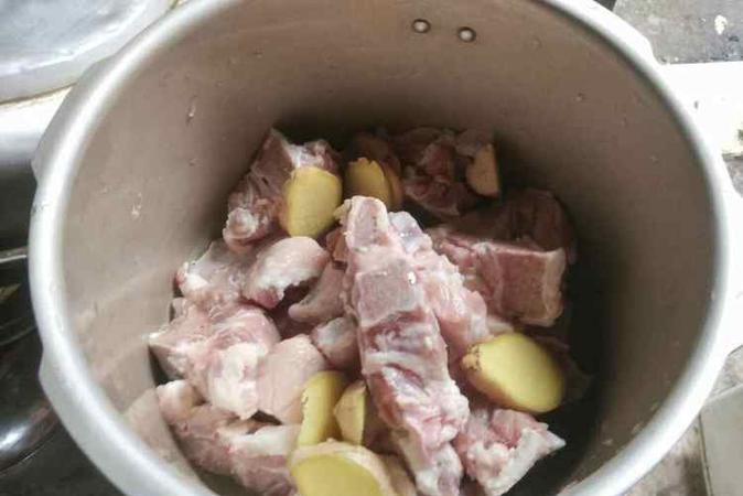 高压锅炖排骨多长时间