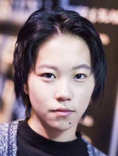 苦瓜脸与厌世脸的区别是什么(臭脸综合症和厌世脸的区别)-第1张图片-