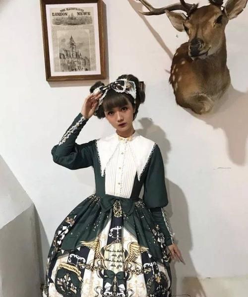 有谁知道lolita这个英语是什么意思