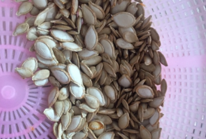 盐瓜子怎么炒,怎样炒盐味葵花瓜子好吃图5