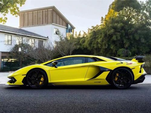 兰博基尼小牛多少一辆(兰博基尼小牛最便宜多少一辆)-第1张图片-