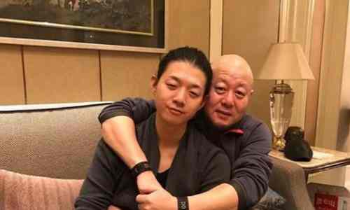 火风为儿子霍尊发声：尊儿很善良 黑料猛击下网友未停下舆论