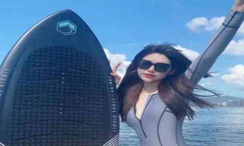 落选港姐张晓琪是谁曾搭讪周星驰 全身名牌豪车接送疑似身世不简单