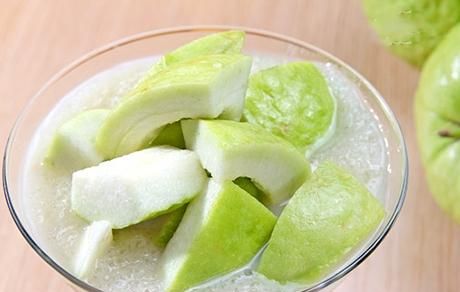 番石榴要去皮吃吗