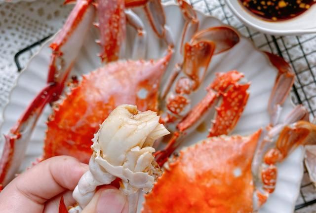 梭子蟹死了一天了还能吃吗