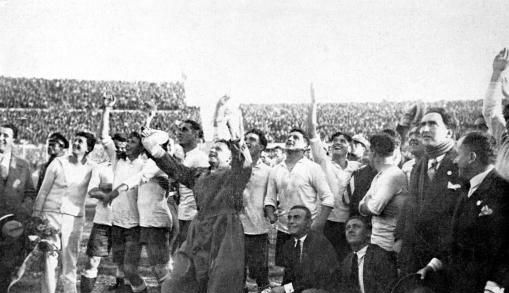 世界杯第一次在哪里举行