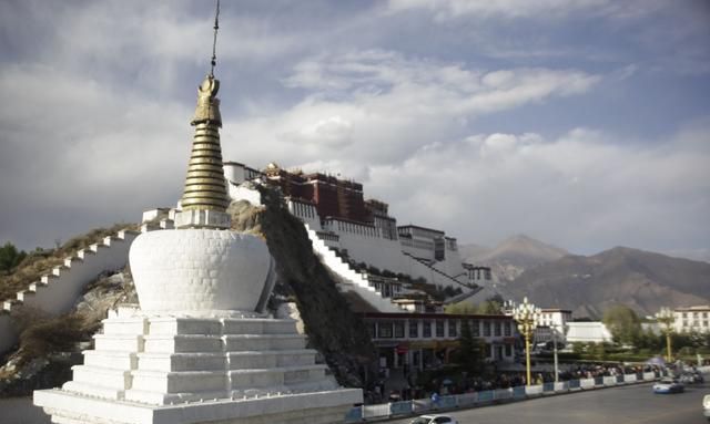 布达拉宫的资料，歌词里有布达拉宫的是什么歌？图2