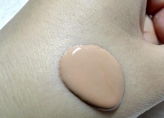 怎么判断粉底液过期了没有