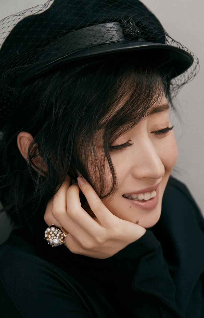 刘敏涛个人资料简介及 ：离婚8年，46岁的刘敏涛，终于迎来了她的春天