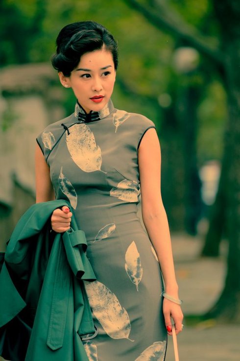 周扬：宝莲灯前传的三圣母，婚礼伴娘还是刘亦菲，出道19年却没火