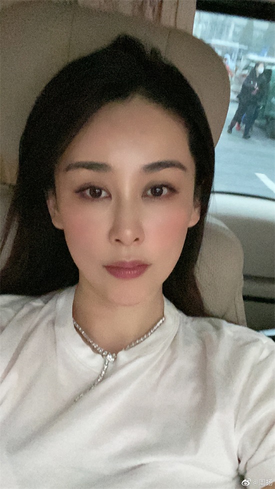 周扬：宝莲灯前传的三圣母，婚礼伴娘还是刘亦菲，出道19年却没火