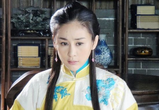 周扬：宝莲灯前传的三圣母，婚礼伴娘还是刘亦菲，出道19年却没火