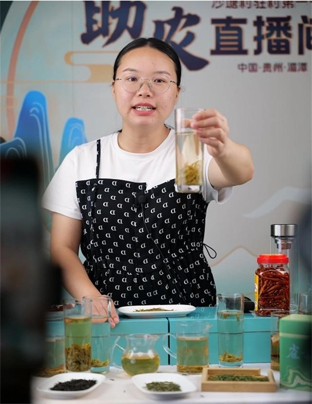 排雷英雄杜富国简介 个人资料