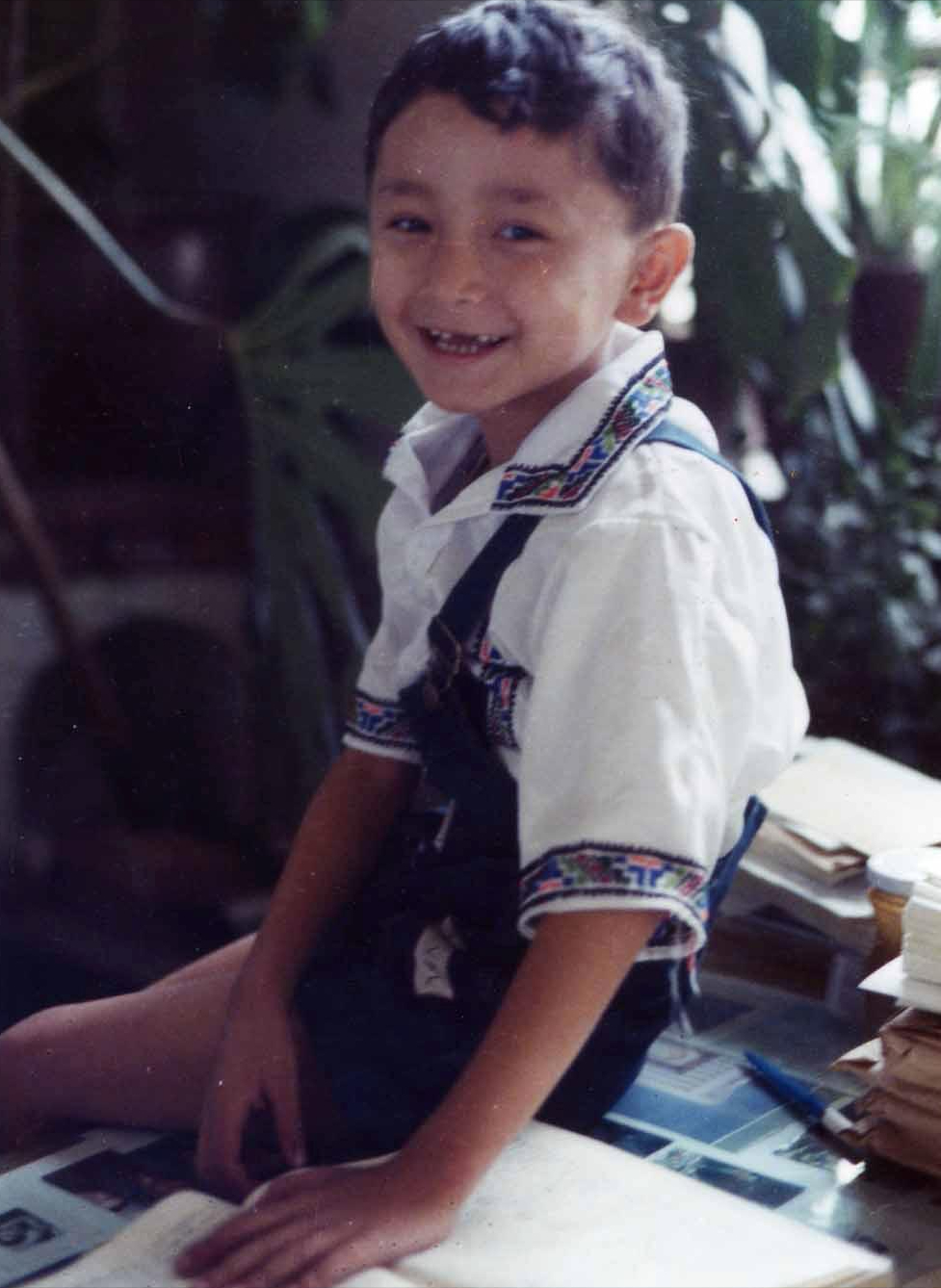 尼格买提：妻子是新疆人，小2岁也幸福，婚后养猫陪伴妻子