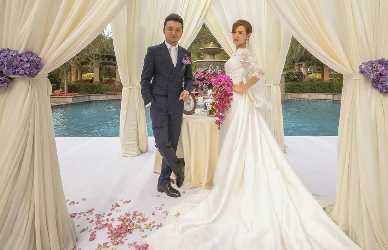 尼格买提：妻子是新疆人，小2岁也幸福，婚后养猫陪伴妻子