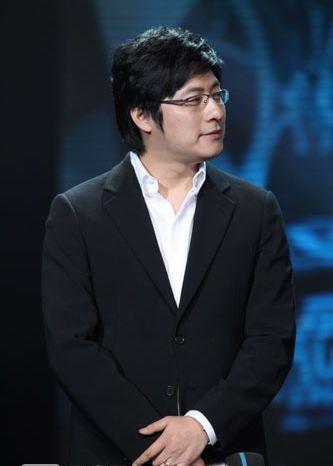 王岳伦个人资料简介及家世（王岳伦：李湘的强势令我自卑，在外面找回自信，离婚后依然是亲人）