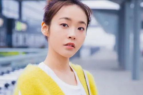 张佳宁的个人资料简介家世（张佳宁：记恨生父20年，主动为母亲包办二婚，继父就是我亲爹）