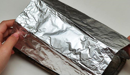 锡纸可以放微波炉吗,微波炉可以用锡纸图4