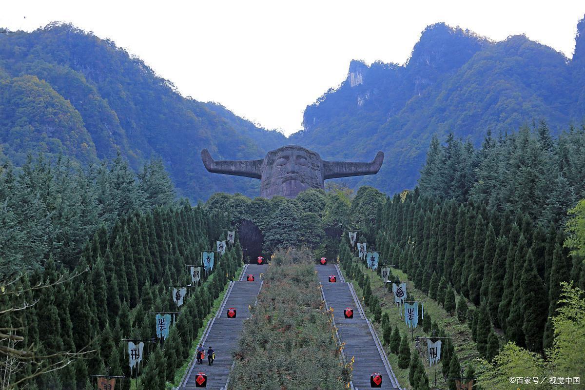 神农架在哪里(神农架在湖北哪个市)