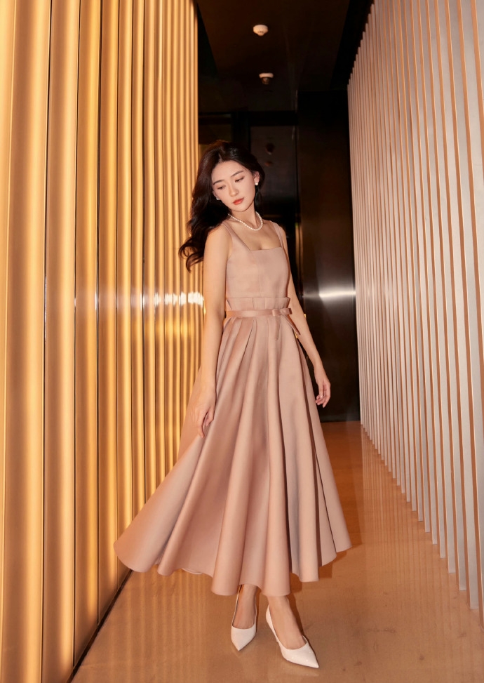 甜美系天花板——梁洁个人资料简介