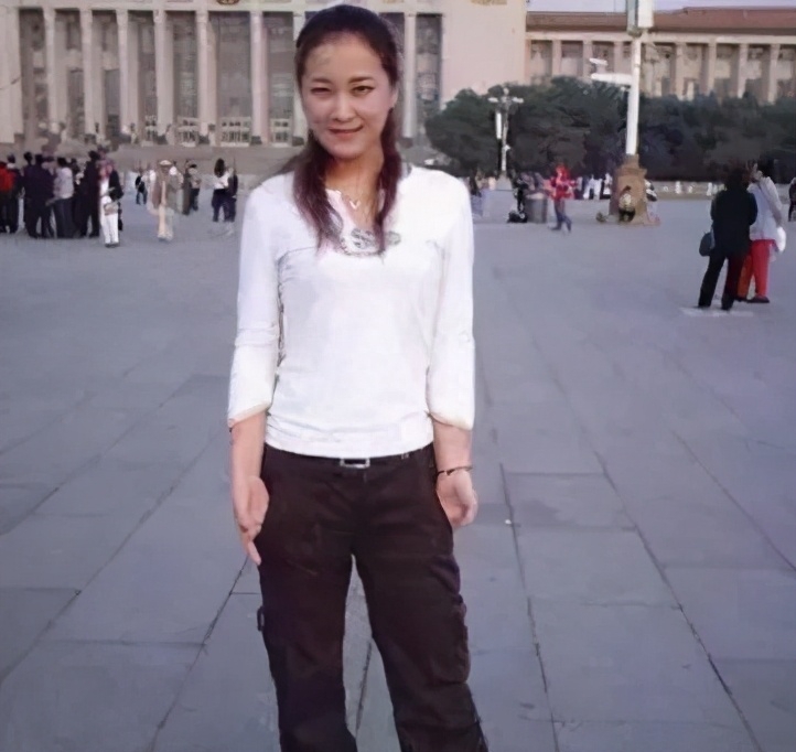 贾玲的个人资料  是如何成名的？