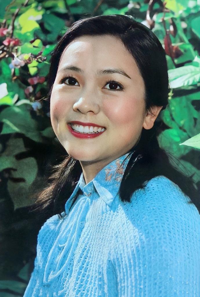 洪学敏个人资料 罕见！《喜盈门》演仁芳，早年息影，已24年未有作品