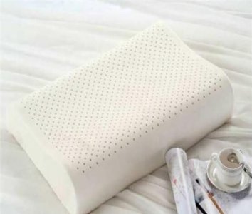 ​乳胶枕头发黄怎么洗，乳胶枕头发黄了怎样才能洗白？