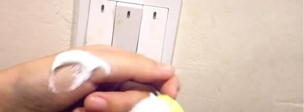 油溅到白墙上怎么处理,油溅到白墙上怎么处理 简单!图3