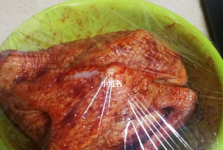 烤箱烤鸡腿要不要包锡纸