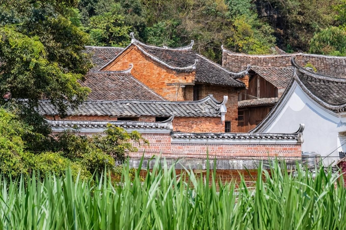 富川县属于哪个市(广西富川县是哪个市)