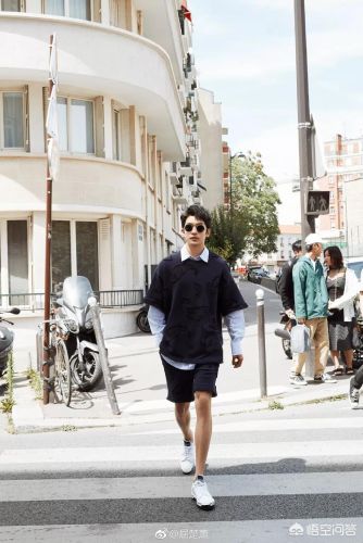 屈楚萧年龄 屈楚萧干了什么-第1张图片-