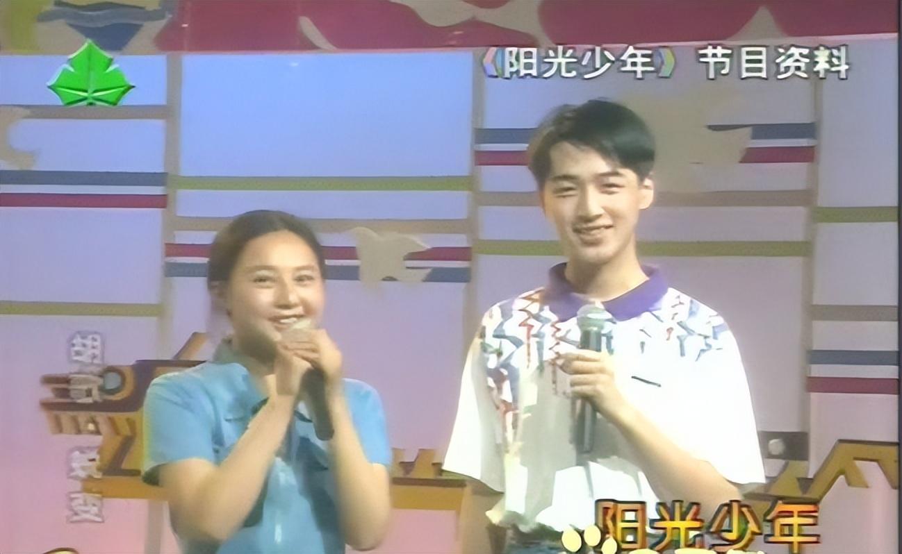 胡歌情史，3个真爱7个绯闻，10个女人画出半生风流感情线…