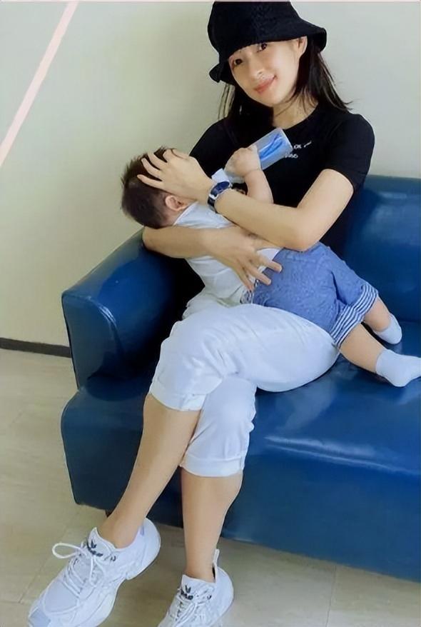 章子怡与汪峰结婚8年：婆婆、继女是天敌？她怎样做儿媳和继母？