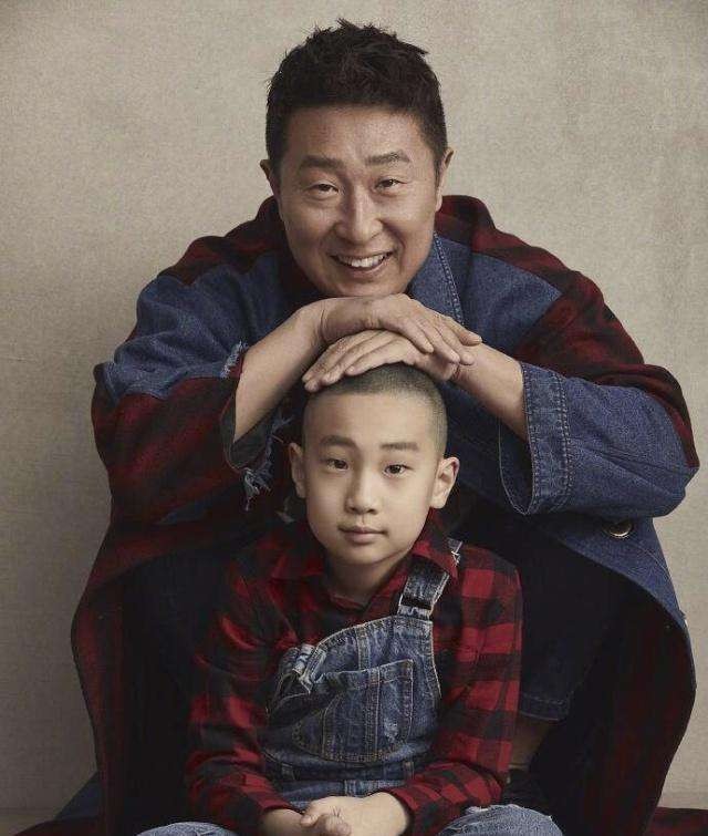 林永健：因事业痛失两个孩子，41岁得子后加倍疼爱，风光背后是泪