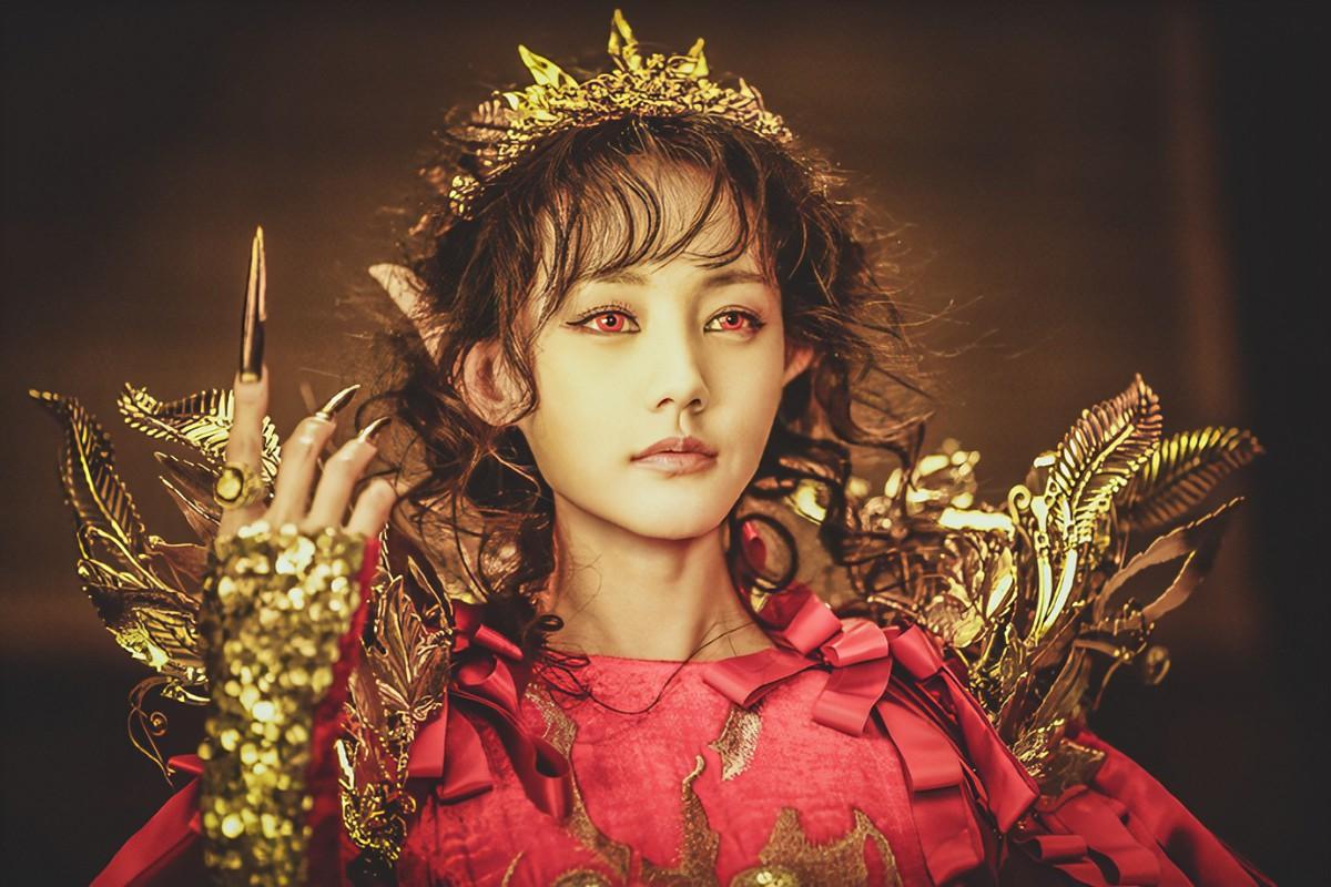 搭档杨洋、李现、张译等顶流的李一桐，三年14部女一，她为何不火？