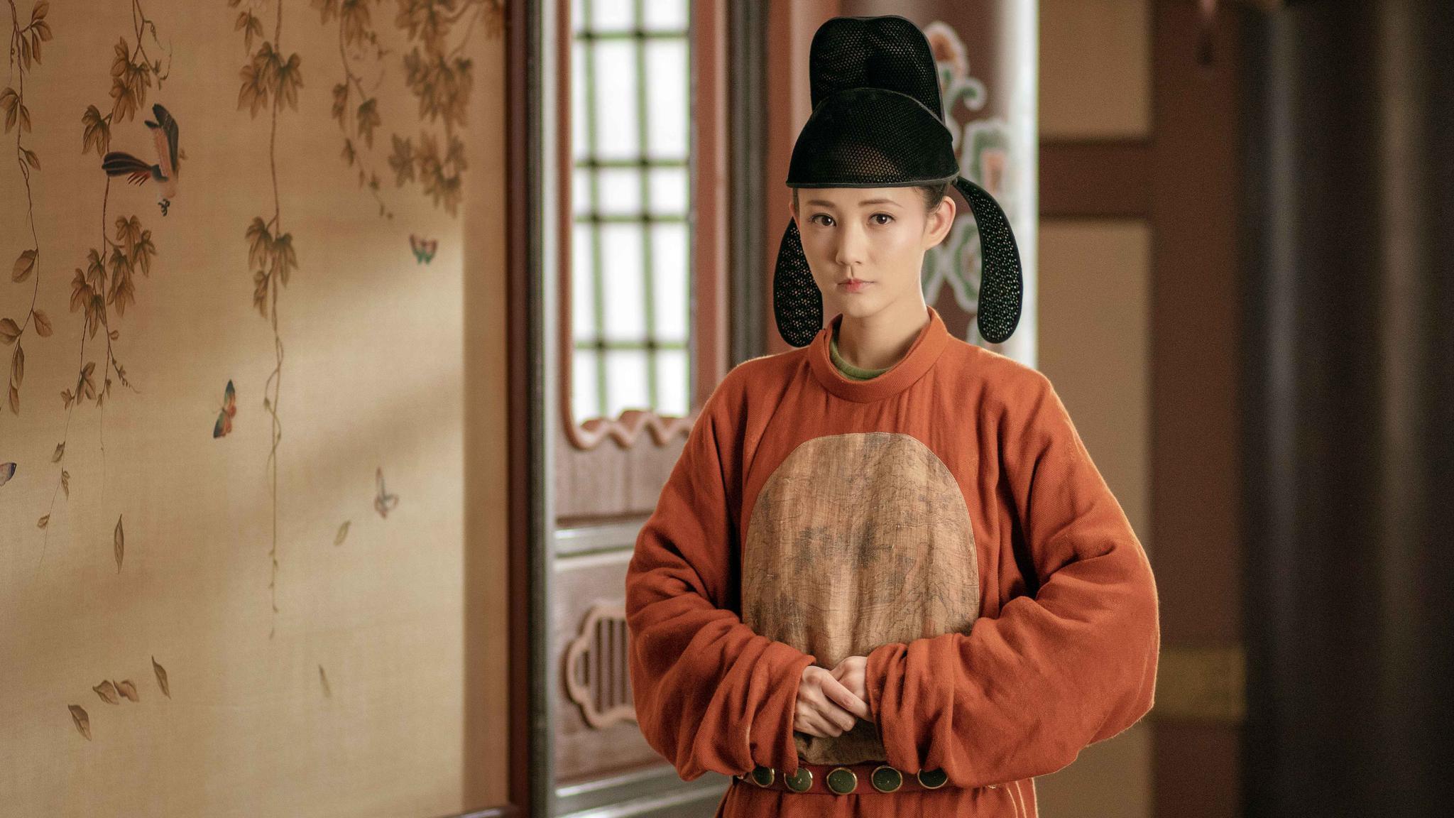 搭档杨洋、李现、张译等顶流的李一桐，三年14部女一，她为何不火？