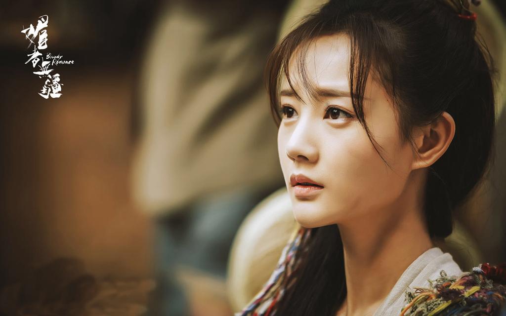 搭档杨洋、李现、张译等顶流的李一桐，三年14部女一，她为何不火？